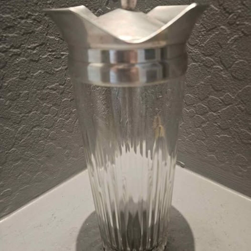 1950s Cocktail Shaker "Cocktailer' by Indiana Glass Company